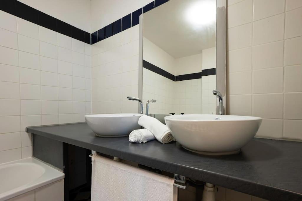 Stylish 2 Floor Penthouse • 15 Min To City Center Viena Exterior foto